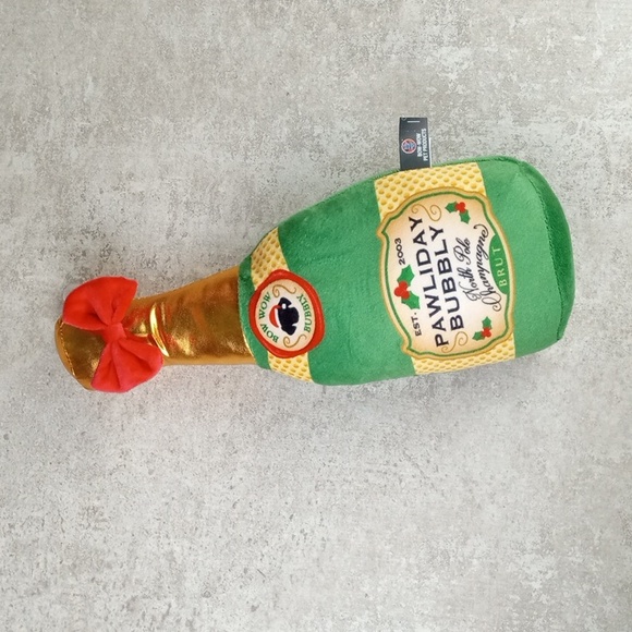 🎁 Puppin' Bottles Pawliday Dog Toy - Picture 1 of 4